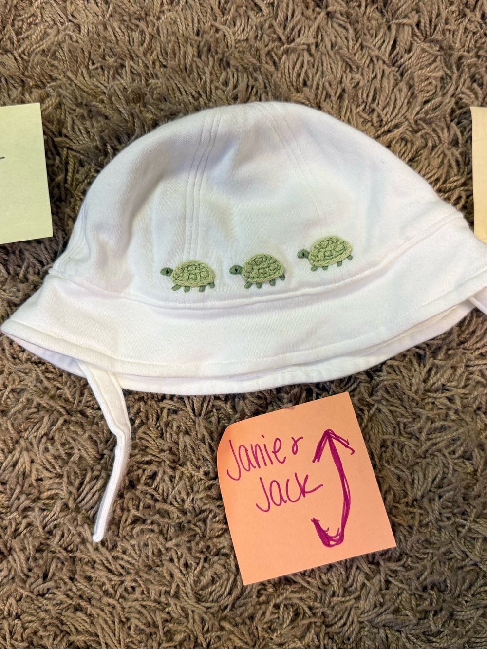 Janie and Jack White Sun Hat with Green Turtle Trio